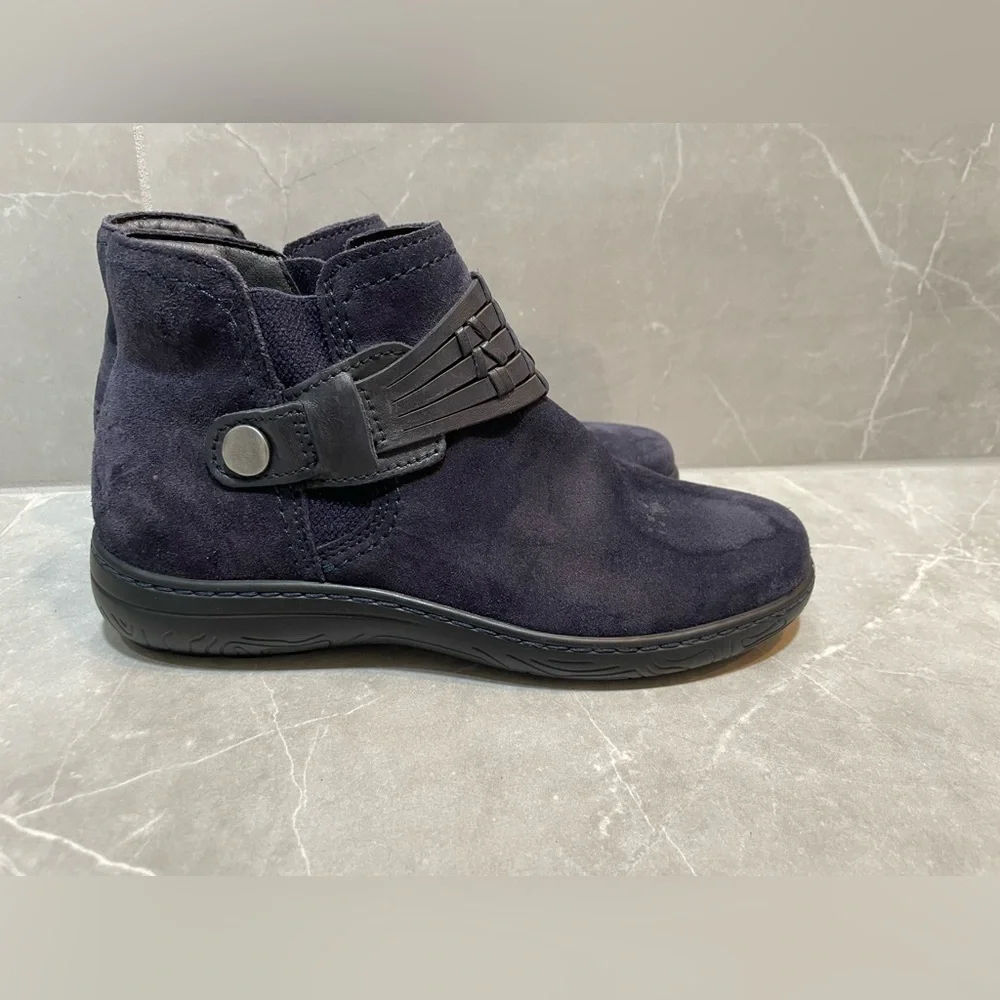 Earth Suede Synal Ankle Bootie in Navy with Fringe Accent